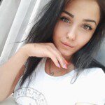 2033935377_huge